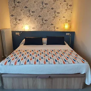 https://residenza-azzurra.emilia-romagnahotels.net